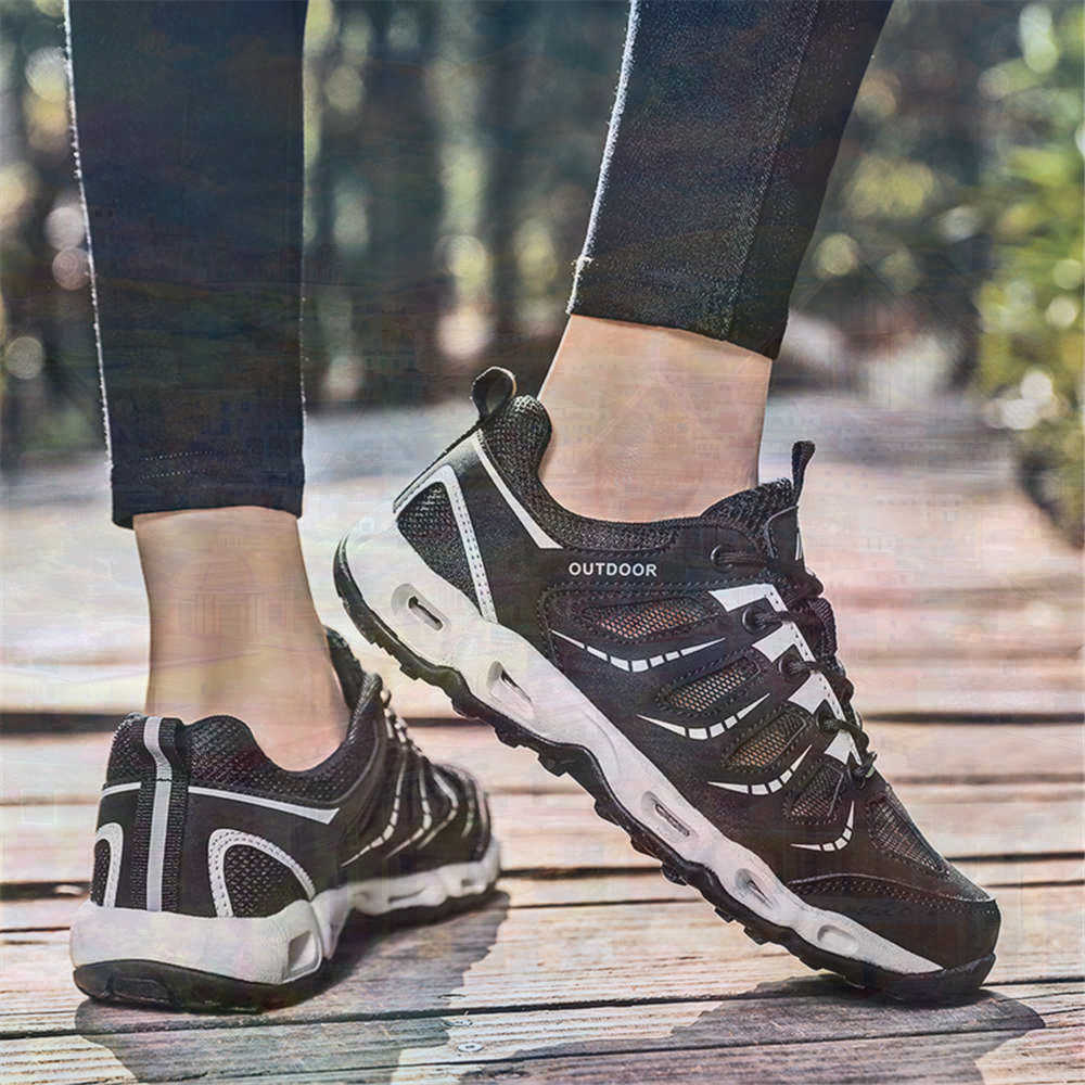 Sumer Round Tip Silver Sneaker - đánh giá và giá Home Office Cozy
