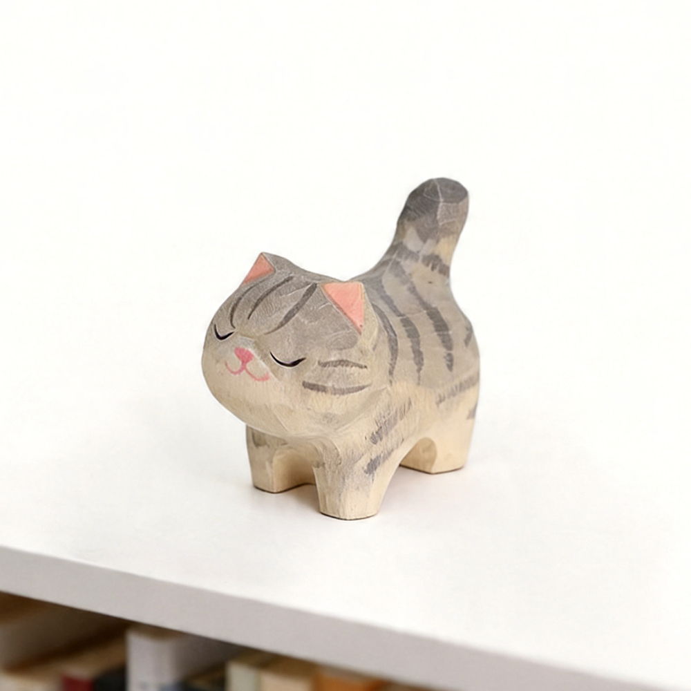 Cute Golden Gradient Cat Figur - đánh giá và giá Home Office Freelancer
